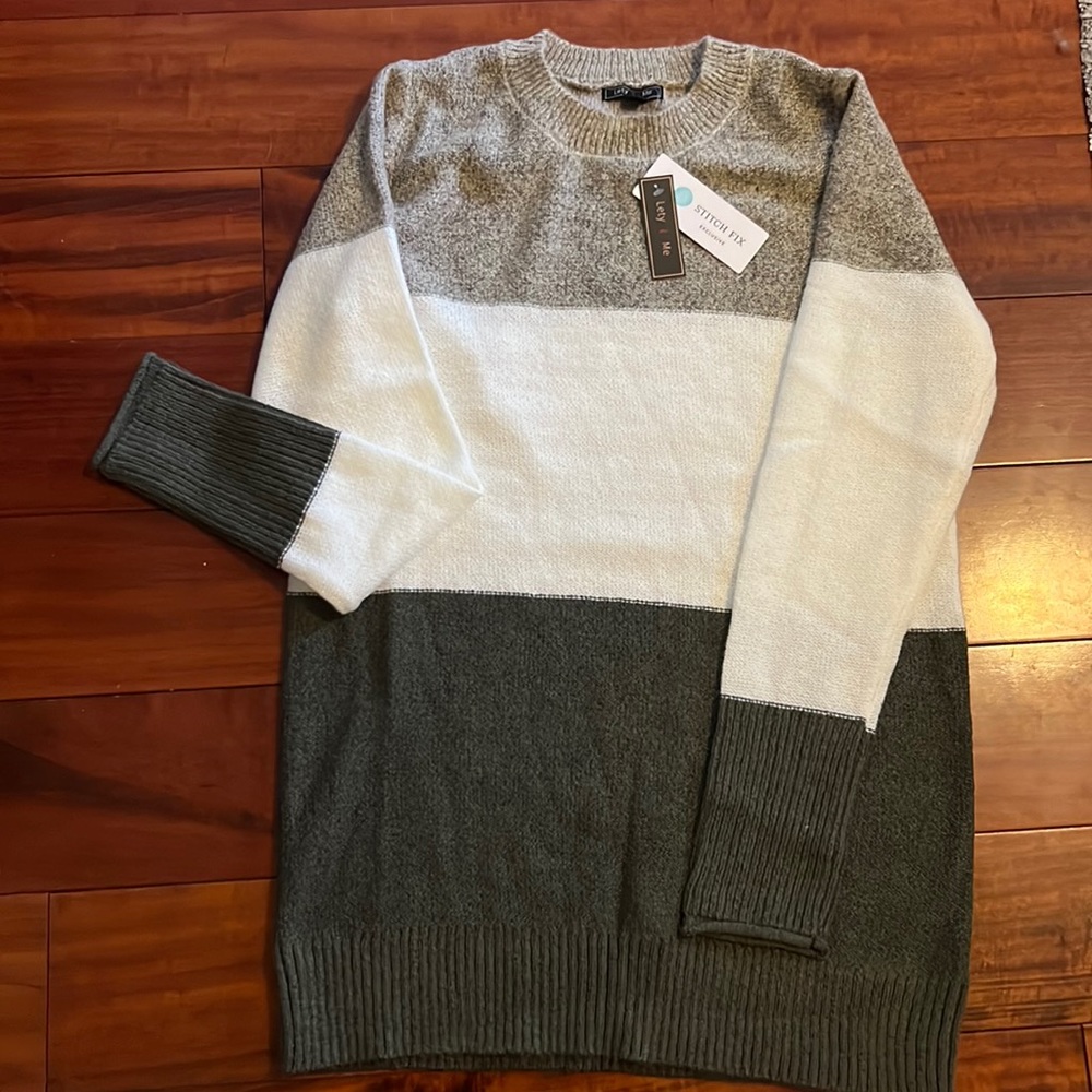 NWT Lety & Me Whitney maternity color block sweater